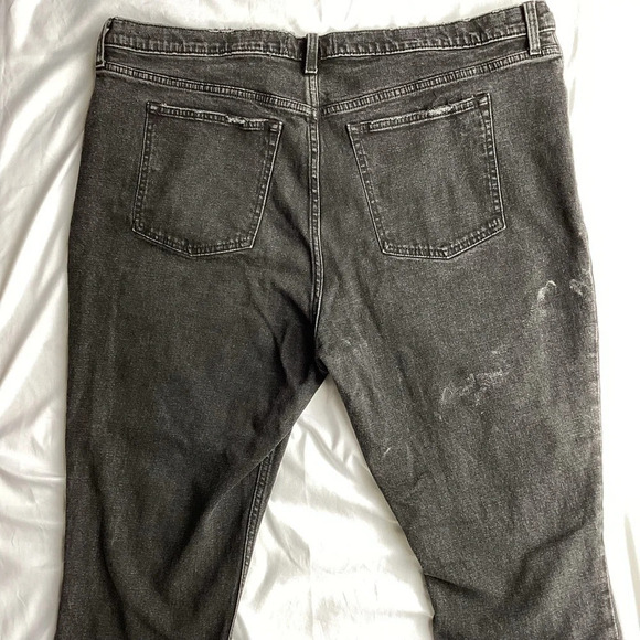 Abercrombie Women’s The Skinny High Rise Ripped Knee Jean in Black in 20S/35 - Picture 3 of 10